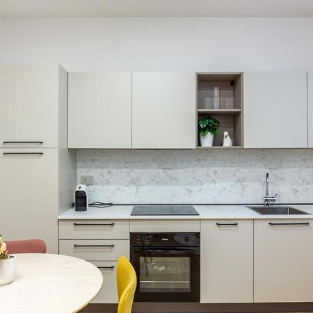 Ferienwohnung Easylife - Bilocale Moderno E Sofisticato In Zona Porta Venezia Mailand Exterior foto