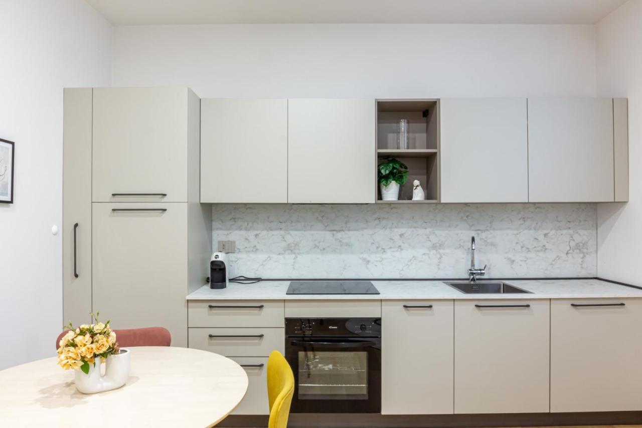Ferienwohnung Easylife - Bilocale Moderno E Sofisticato In Zona Porta Venezia Mailand Exterior foto