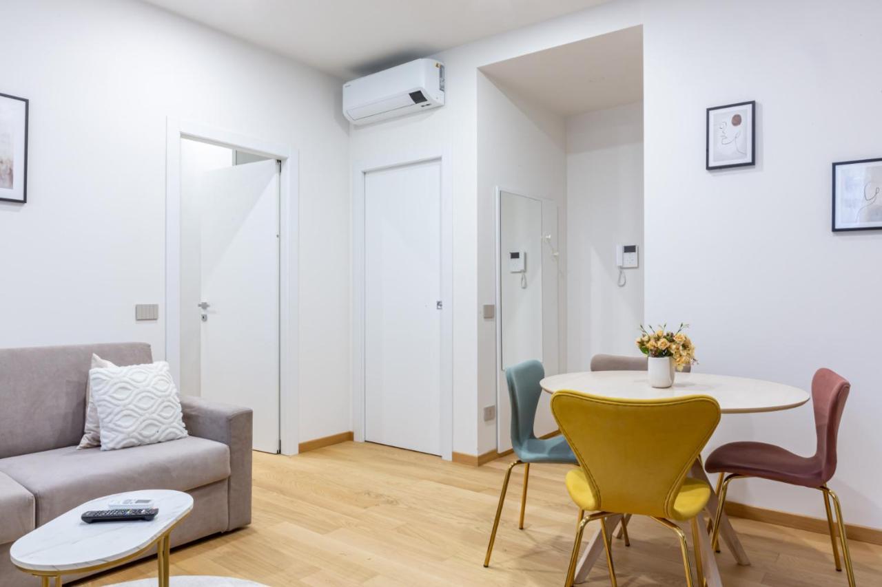 Ferienwohnung Easylife - Bilocale Moderno E Sofisticato In Zona Porta Venezia Mailand Exterior foto